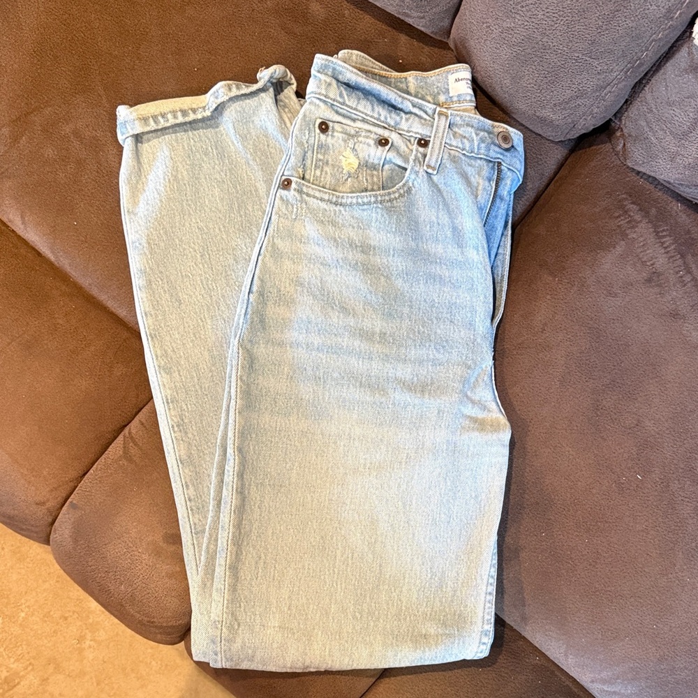 Abercrombie & Fitch Women's Boyfriend Jeans in Light Blue
